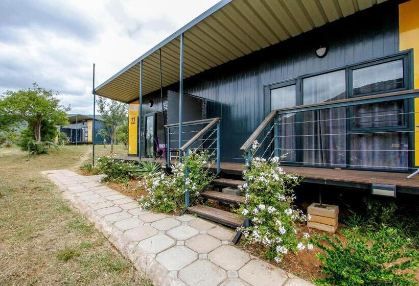 חדר משפחתי, Sleepover Moria