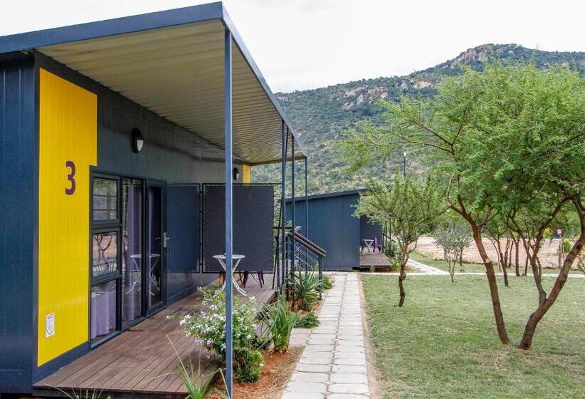 חדר משפחתי, Sleepover Moria