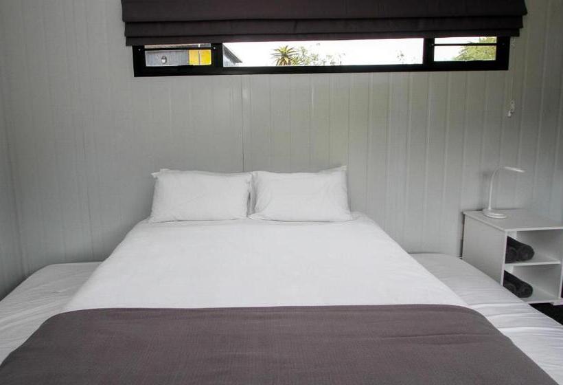 חדר משפחתי, Sleepover Moria