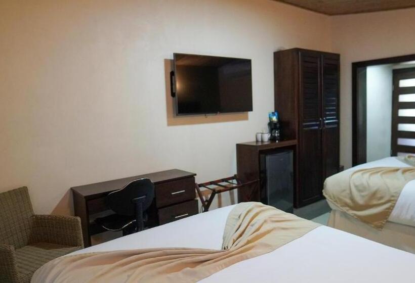 غرفه قياسيه سريرين مزدوجين, Poza Blanca Lodge