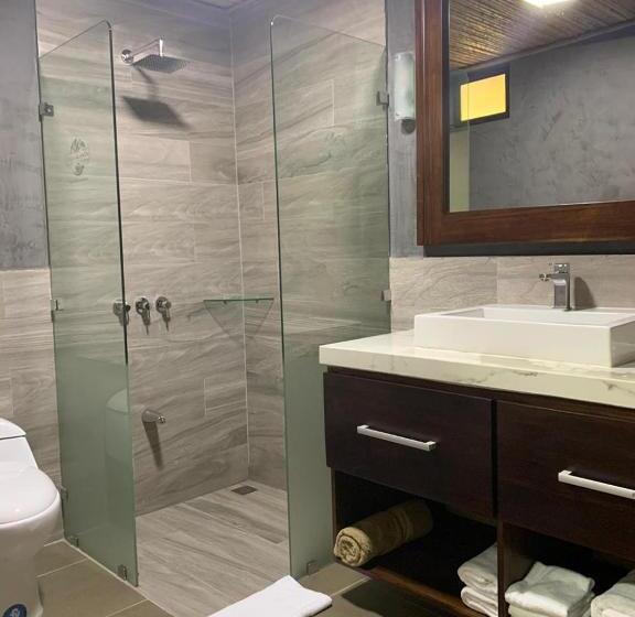 غرفه قياسيه سريرين مزدوجين, Poza Blanca Lodge