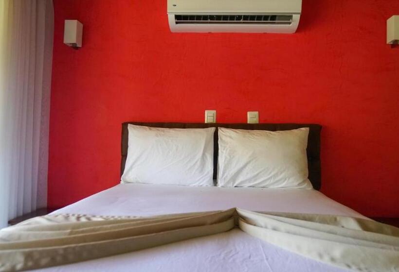 غرفة قياسية مطلة على الجبل, Poza Blanca Lodge