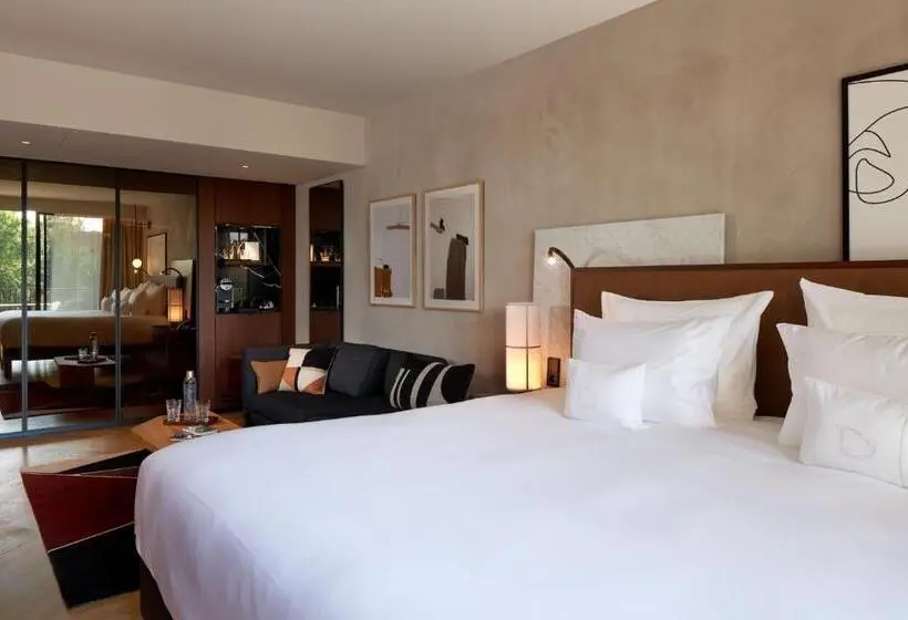 キングサイズベッドのエクゼクティブルーム, L Esquisse Hotel & Spa Colmar Mgallery