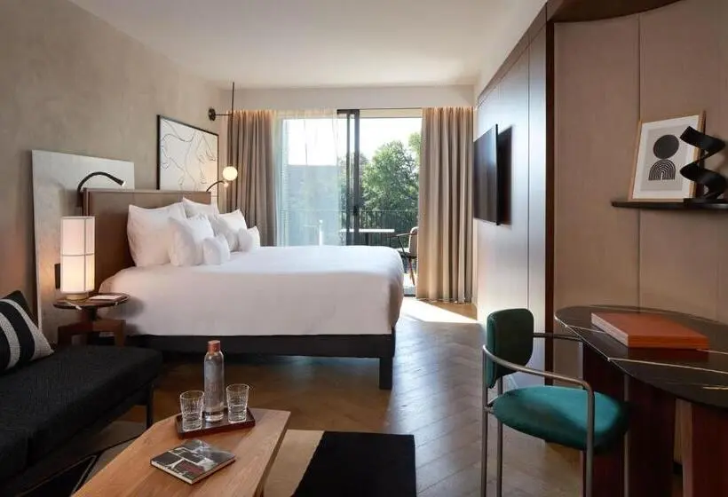 キングサイズベッドのエクゼクティブルーム, L Esquisse Hotel & Spa Colmar Mgallery