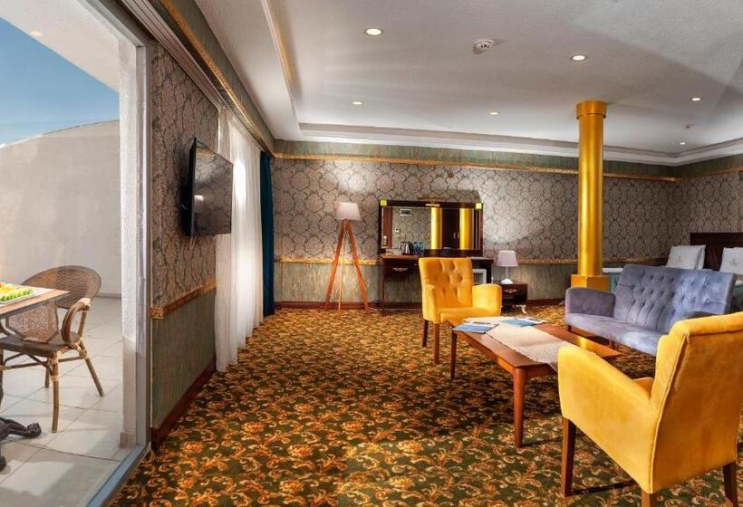 Suite with Terrace, Marinn Deluxe