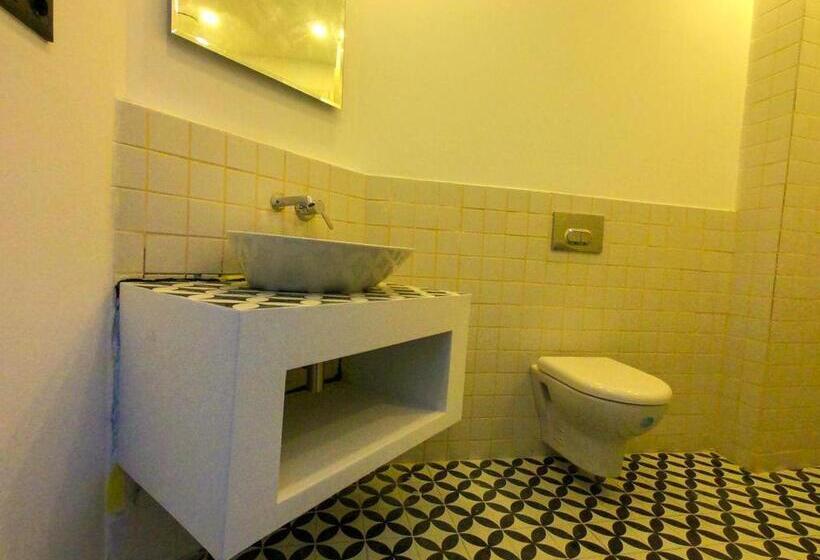 اتاق سه نفره دلوکس با چشم‌انداز دریا, Pano