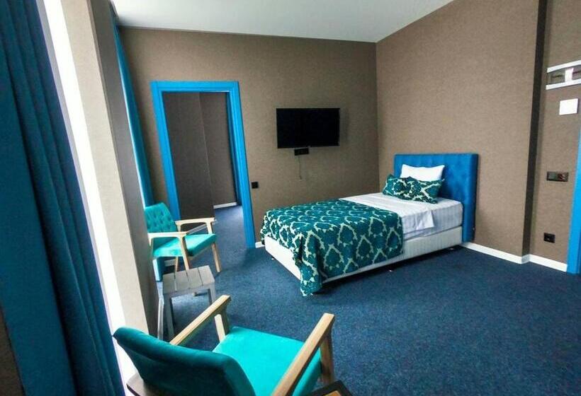 اتاق سه نفره دلوکس با چشم‌انداز دریا, Pano