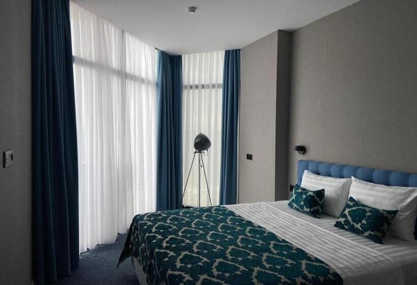 Deluxe Suite Sea View, Pano