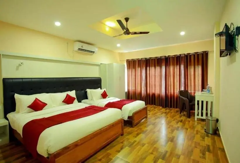 Camera Familiare Deluxe, Wayanad Square