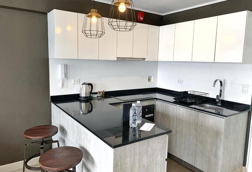 スタンダードスタジオ, Osma By Wynwood House