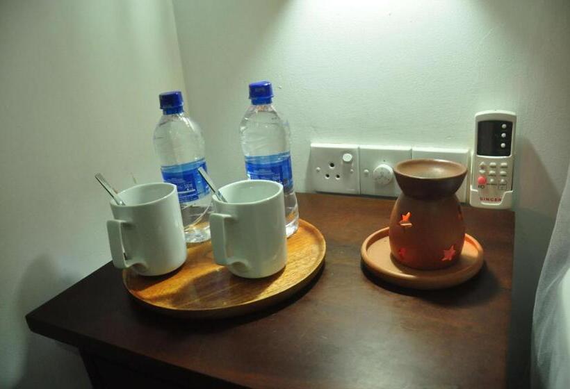 חדר דלוקס, Butterfly Jewel