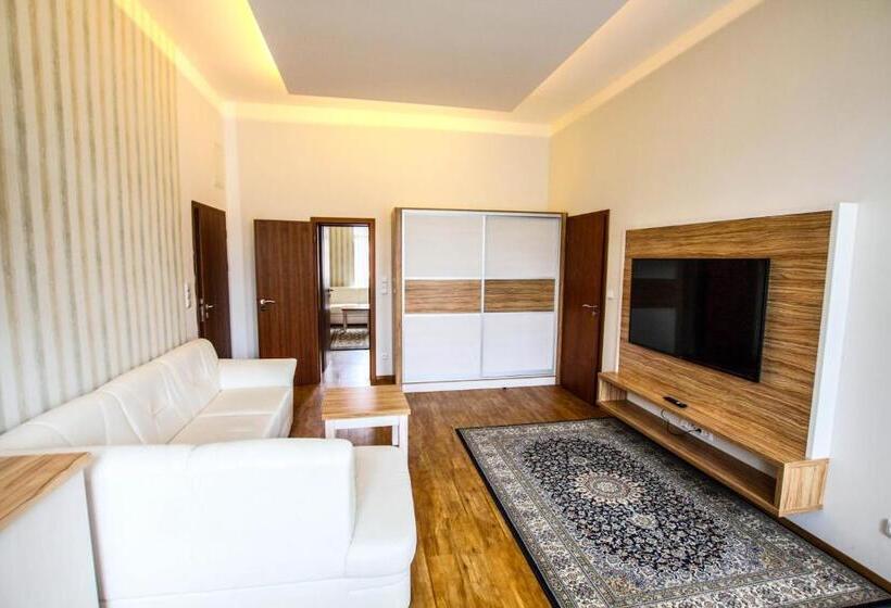 סוויטה, Mariel Znojmo