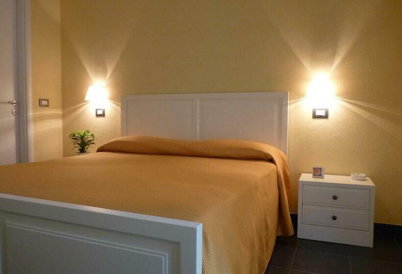 غرفة قياسية, La Gerbera