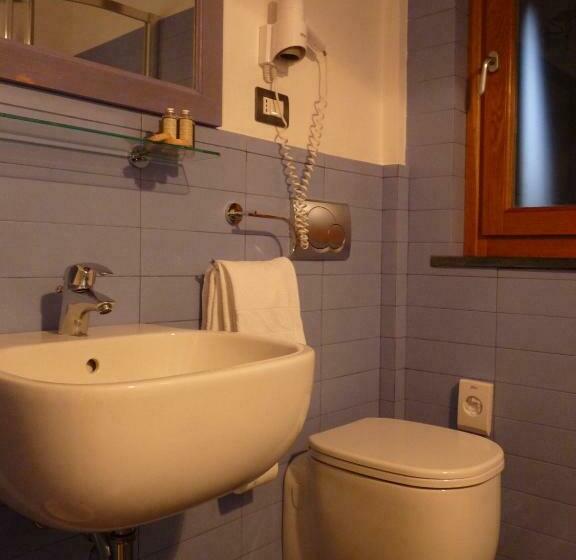 غرفة قياسية, La Gerbera