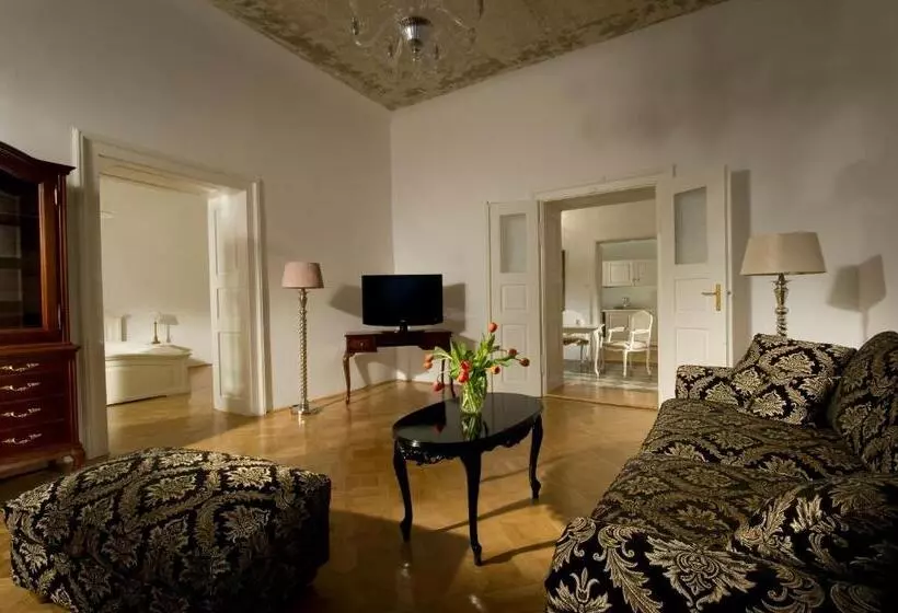 سوییت خانوادگی, Antiq Palace   Historic Hotels Of Europe