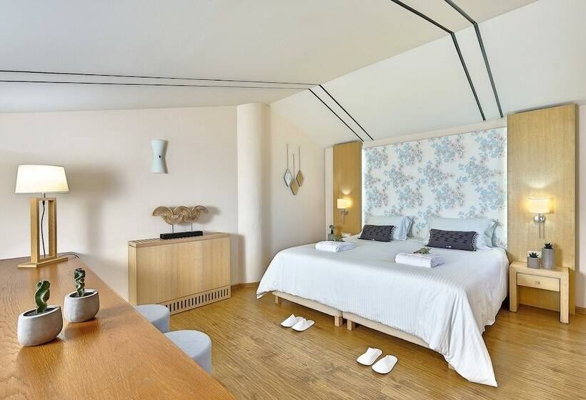 جناح جونيور, Castello Boutique Resort & Spa   Adults Only