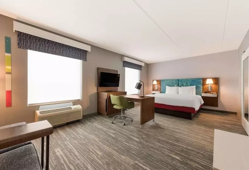 スタンダードルーム, Hampton Inn & Suites Charlotteairport