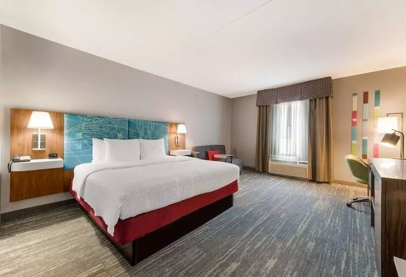 スタンダードルーム, Hampton Inn & Suites Charlotteairport