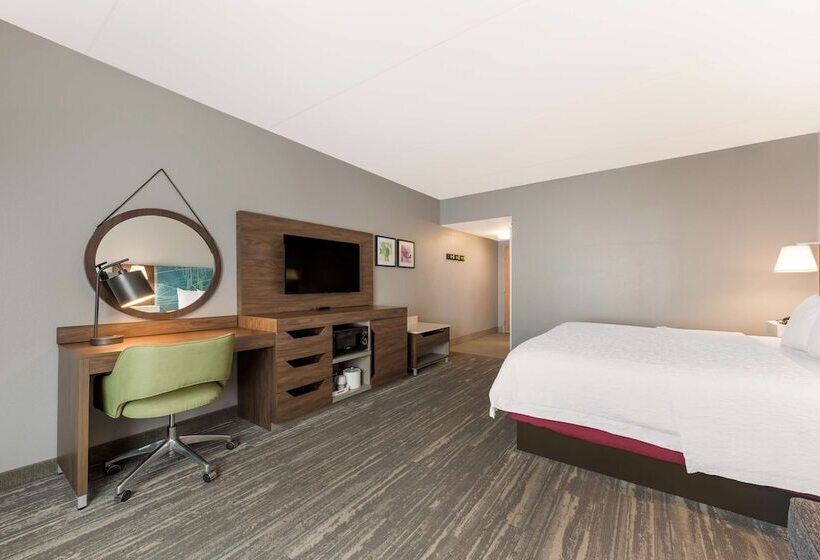 غرفة قياسية, Hampton Inn & Suites Charlotteairport