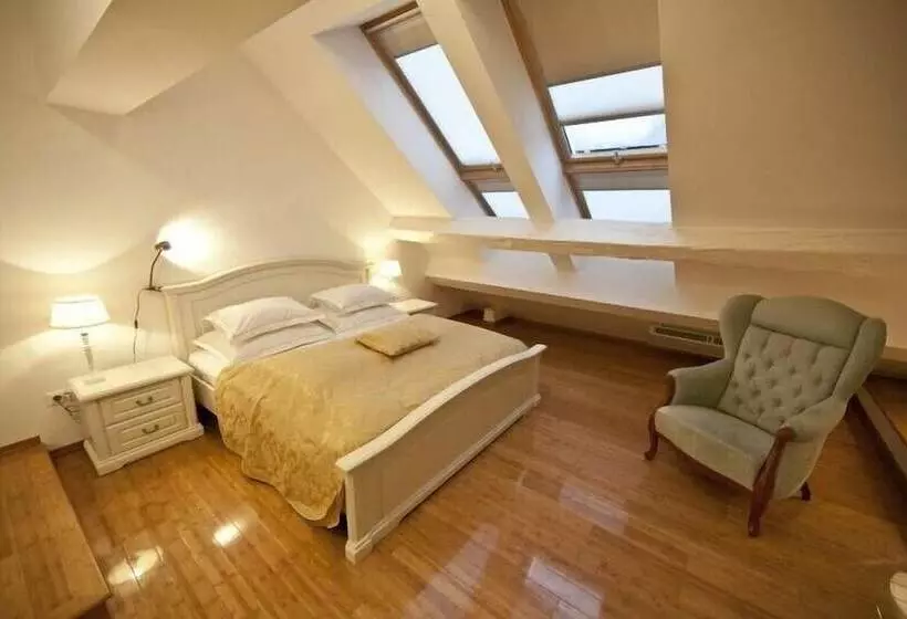 سوییت خانوادگی, Antiq Palace   Historic Hotels Of Europe