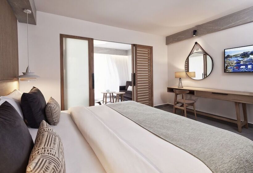 Семейный Номер, Atlantica Caldera Palace