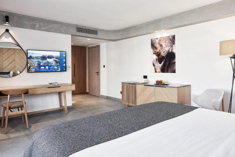 Номер Стандарт, Atlantica Caldera Palace