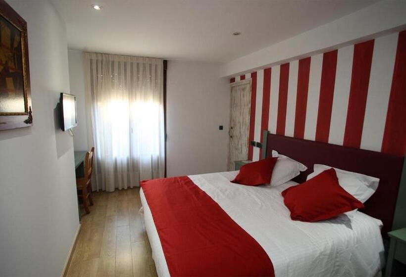 חדר סטנדרט עם מרפסת, Boutique Hotel Castilla