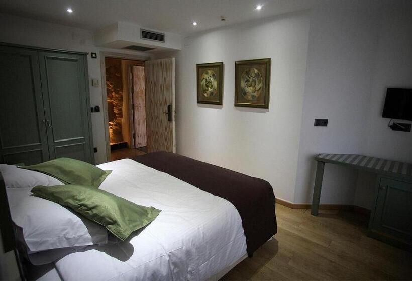 חדר סטנדרט עם מרפסת, Boutique Hotel Castilla