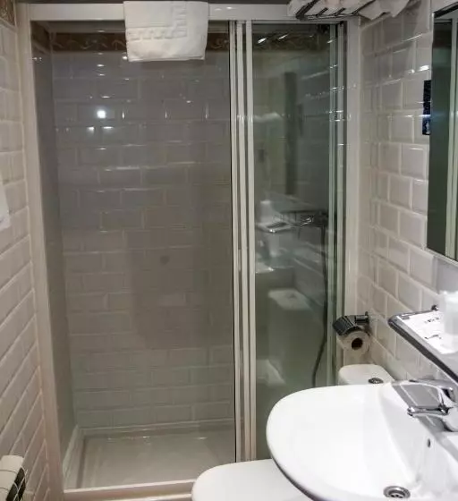 اتاق خانوادگی, Boutique Hotel Castilla