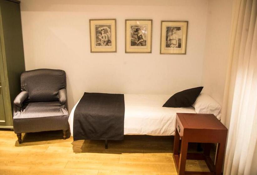 חדר משפחתי, Boutique Hotel Castilla