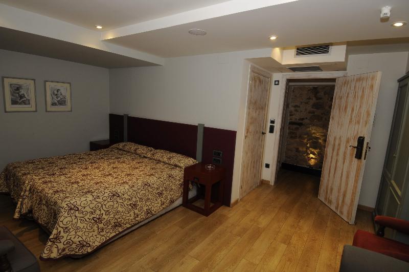 חדר משפחתי, Boutique Hotel Castilla