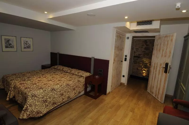 اتاق خانوادگی, Boutique Hotel Castilla