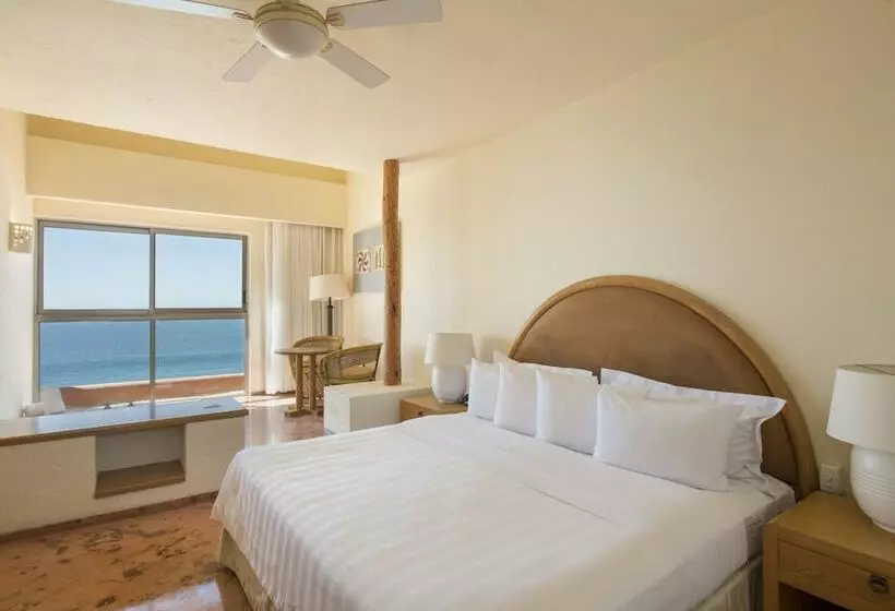 استودیوی استاندارد, Club Regina Los Cabos