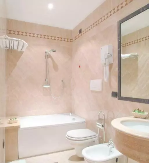 سوییت جونیور, Colosseo Studio Suite