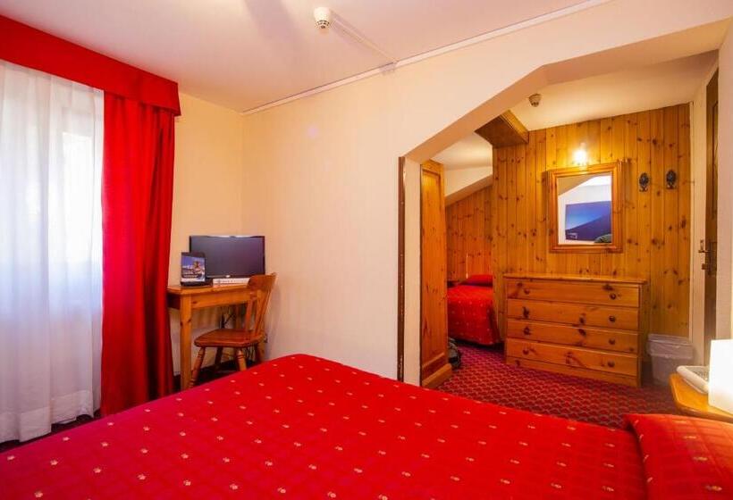 スタンダードトリプルルーム, Courmayeur