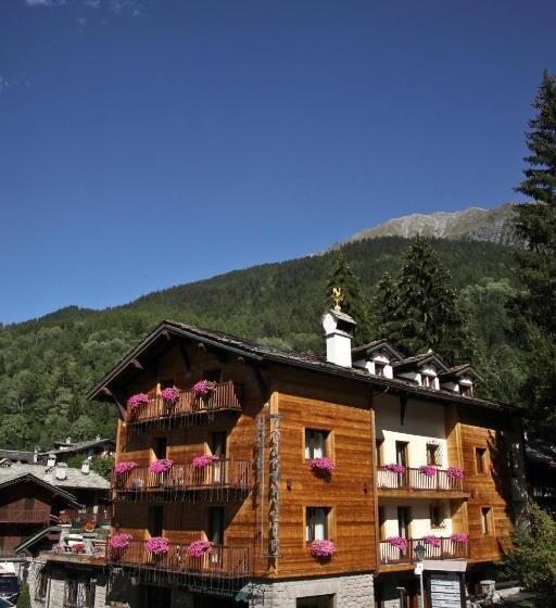 4ベッドルームクラシックタイプ, Courmayeur