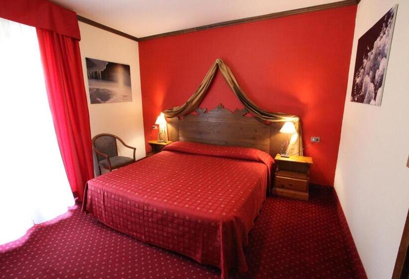 山の見えるスーペリアルーム, Courmayeur