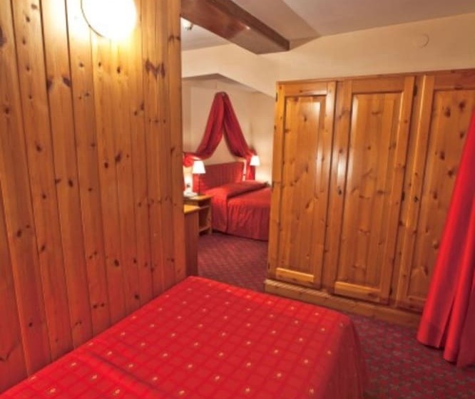 スタンダードトリプルルーム, Courmayeur