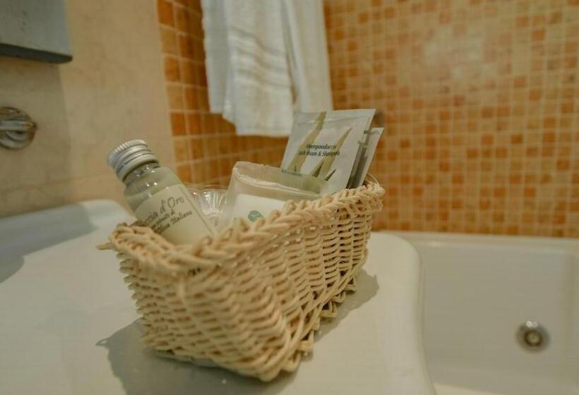 이코노미 룸, Dolomiti Schloss