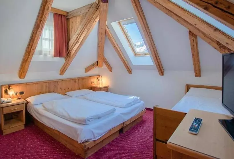 トリプルクラシックルーム, Dolomiti Schloss