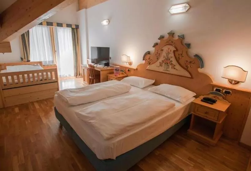 ４ベッドルームクラシックタイプ, Dolomiti Schloss