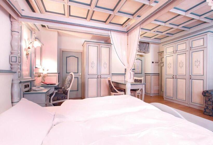 수피리어 룸, Dolomiti Schloss