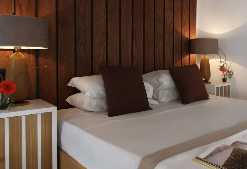 اتاق استاندارد سه نفره, Htl 9 De Julio Bsas