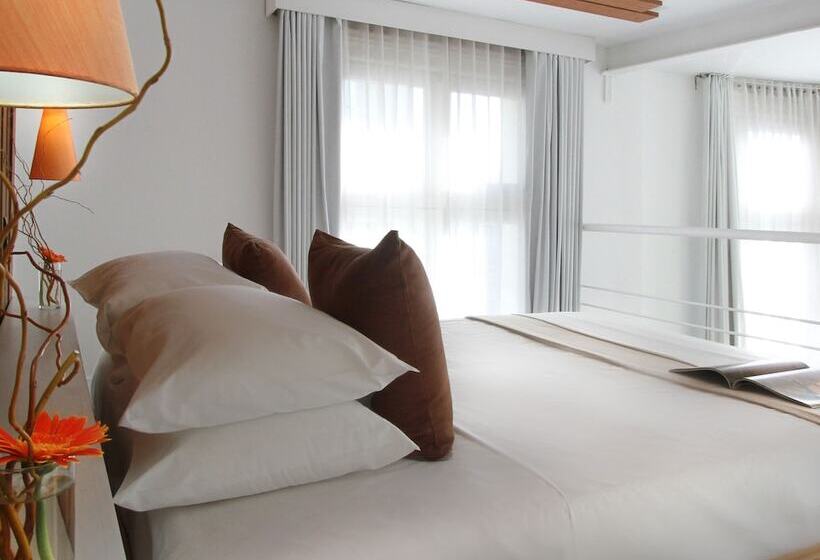 اتاق استاندارد چهار تخته, Htl 9 De Julio Bsas