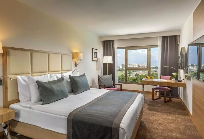 Deluxe-huone, Kaya Izmir Thermal & Convention