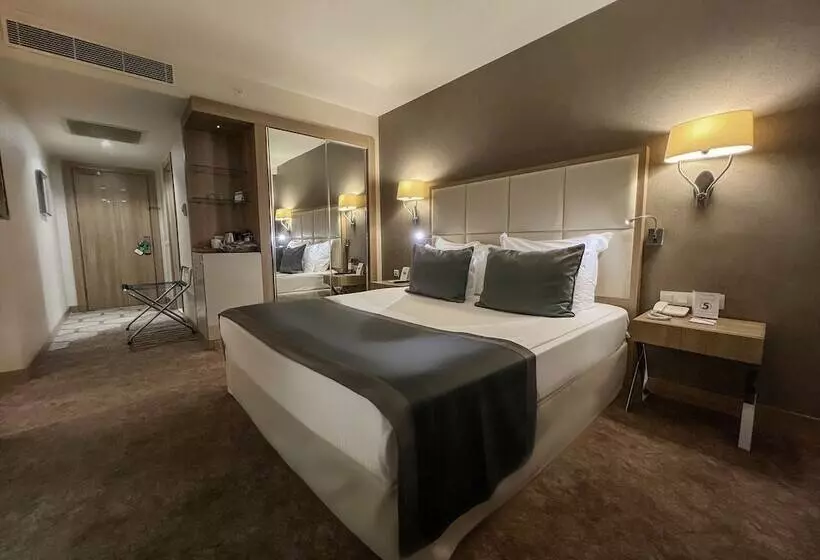 Deluxe-huone, Kaya Izmir Thermal & Convention