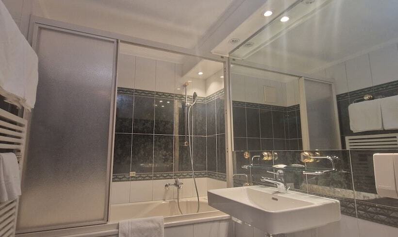 Standard Studio, La Perle Apartments
