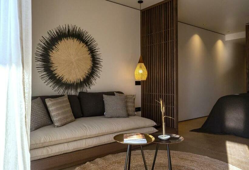 جناح جونيور مطلّ علي البحر, Minos Palace Resort   Adults Only