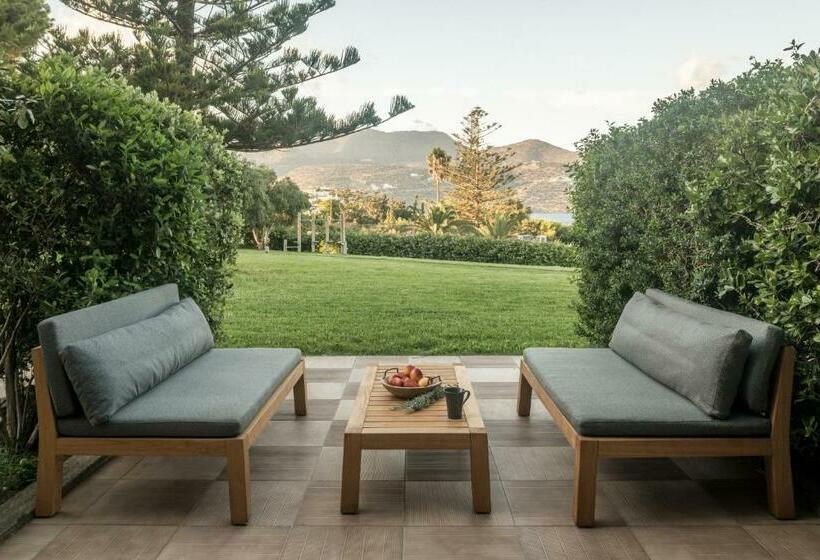 جناح جونيور مطلّ علي البحر, Minos Palace Resort   Adults Only