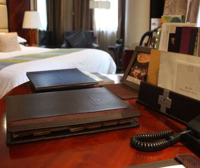 Номер Deluxe, Songjiang New Century Grand Hotel Shanghai